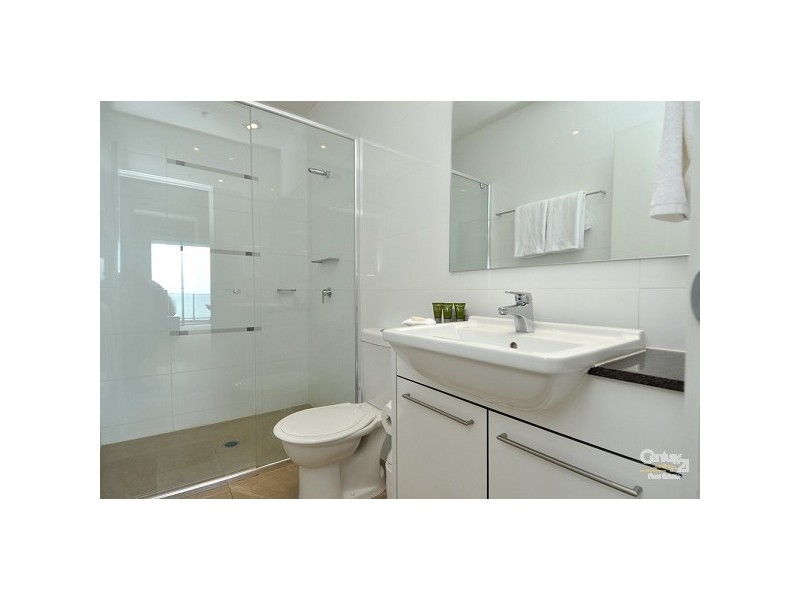 22 Surf Pde, Broadbeach QLD 4218