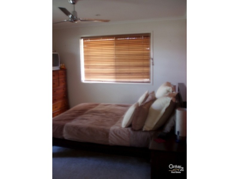 1-68 Dawn Parade, Miami QLD 4220