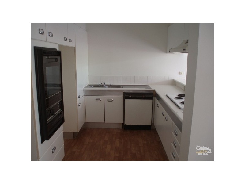 6/40-42 Britannia Avenue, Broadbeach QLD 4218