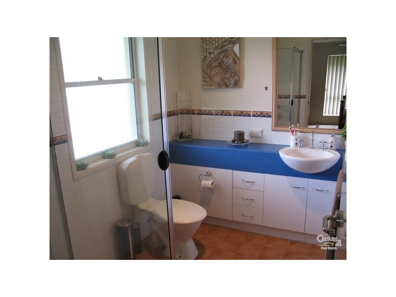 21 Seville Cct, Burleigh Waters QLD 4220