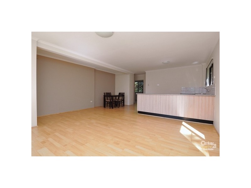 3/50 Oceanic Drive, Mermaid Waters QLD 4218