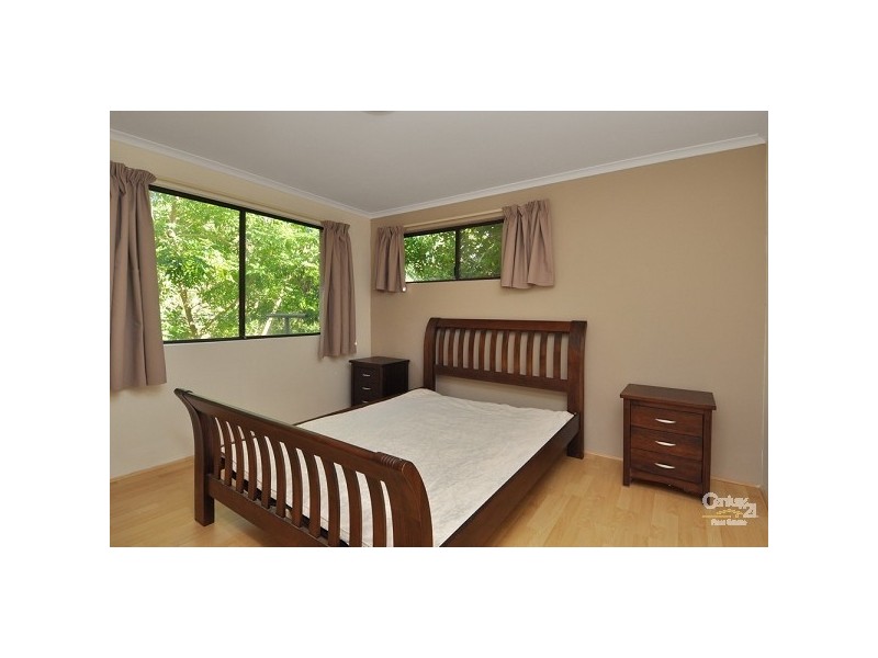 3/50 Oceanic Drive, Mermaid Waters QLD 4218