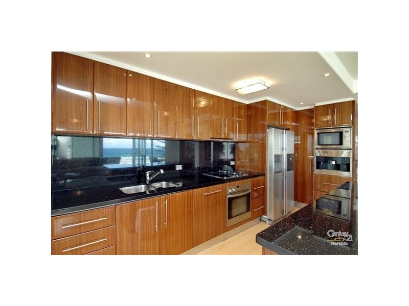 4/30 Garfield Terrace, Surfers Paradise QLD 4217