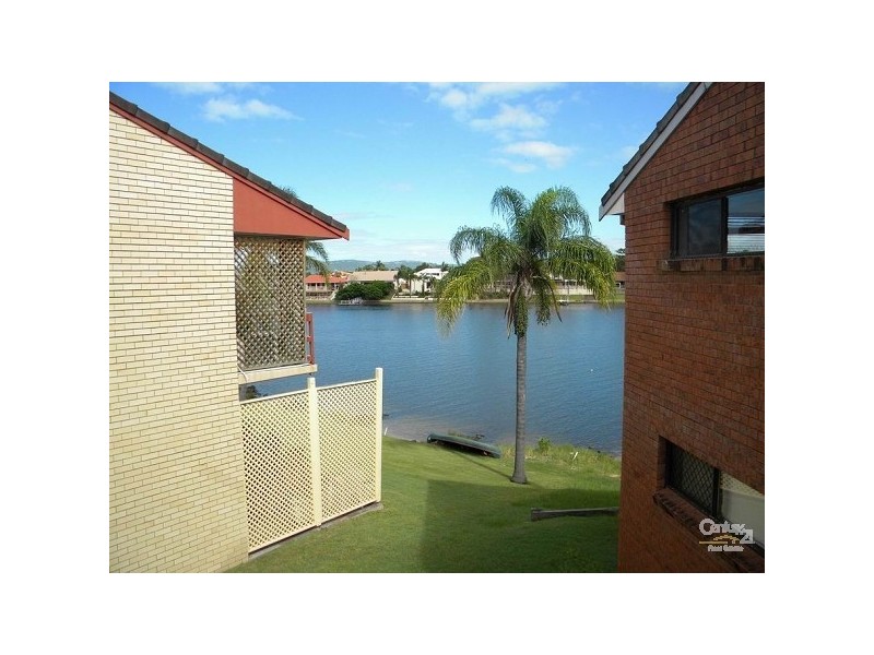 7/10 Aquila Court, Mermaid Waters QLD 4218