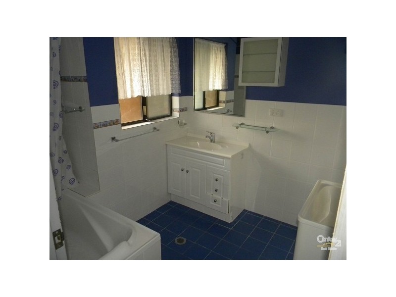 6/8 Oceanic Drive, Mermaid Waters QLD 4218