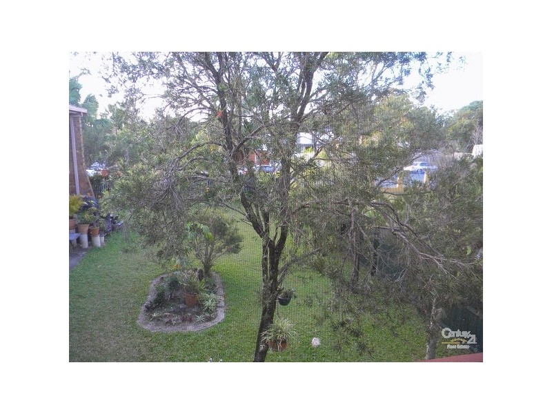 6/8 Oceanic Drive, Mermaid Waters QLD 4218