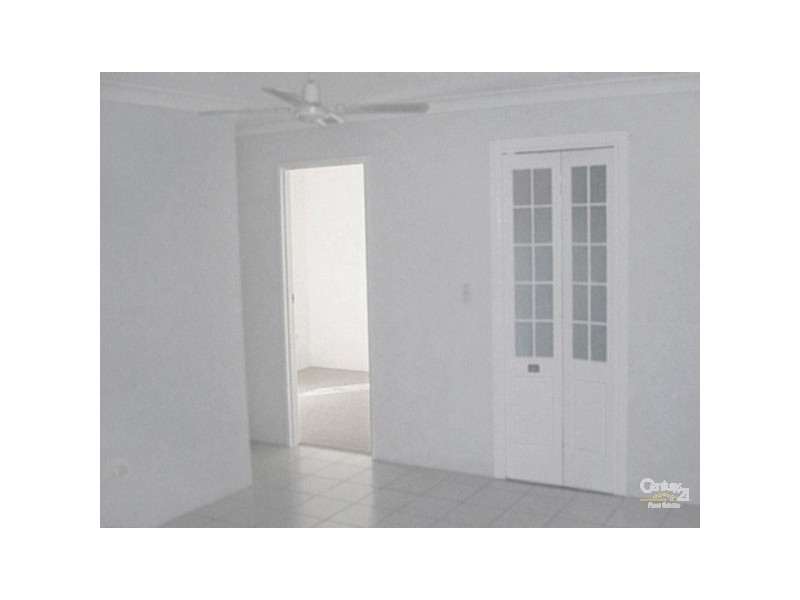 2/30 Duet Drive, Mermaid Waters QLD 4218