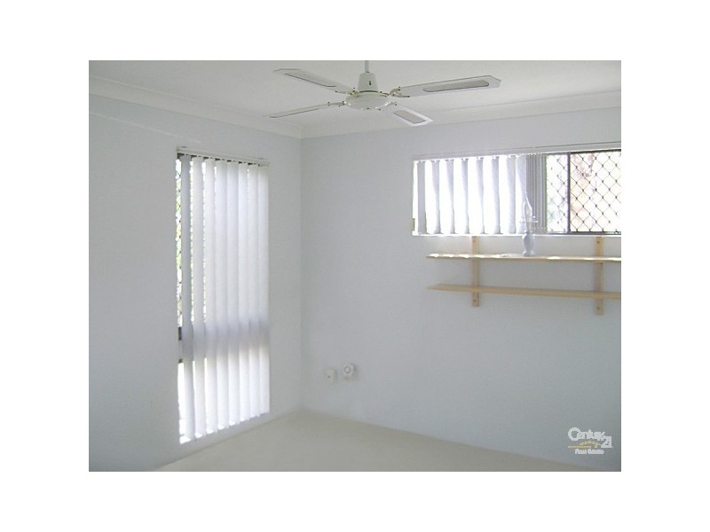 2/30 Duet Drive, Mermaid Waters QLD 4218