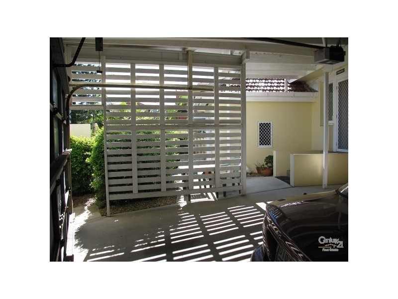 2097 Gold Coast Highway, Miami QLD 4220