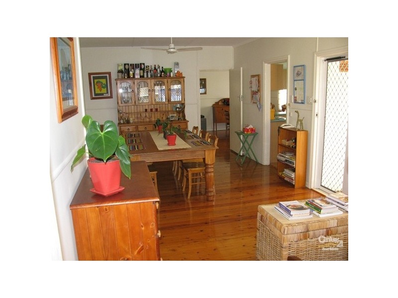 2097 Gold Coast Highway, Miami QLD 4220