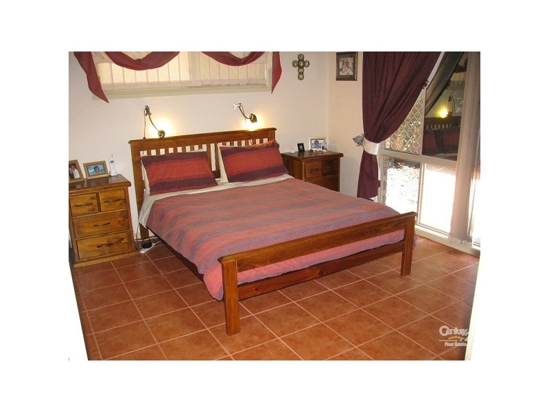 67 Dunlin Drive, Burleigh Waters QLD 4220