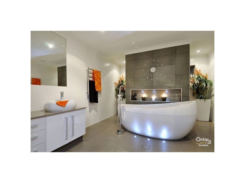 12 Stockyard Court, Tallebudgera QLD 4228