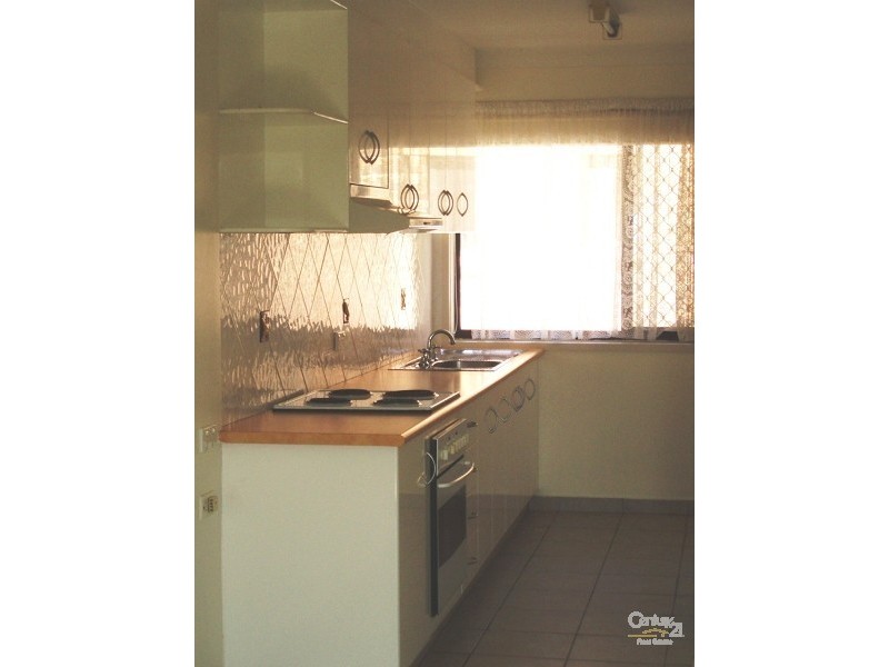 5/12 Duet Drive, Mermaid Waters QLD 4218