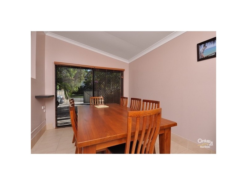 1/31 Nobby Parade, Miami QLD 4220