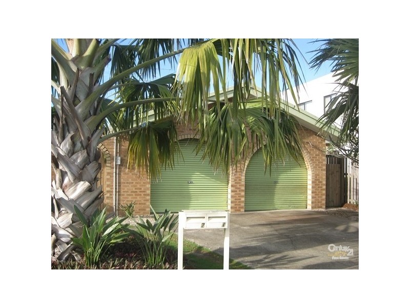 145 Sunshine Parade, Miami QLD 4220