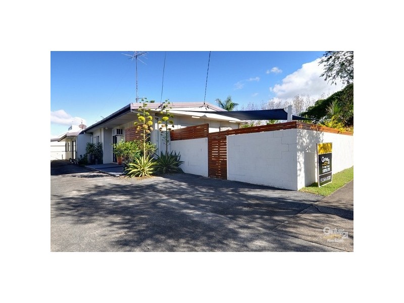 30 Nundah Avenue, Miami QLD 4220