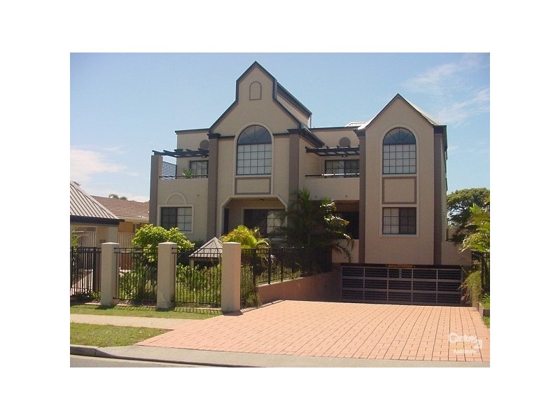 5/7 Sportsman Avenue, Mermaid Beach QLD 4218