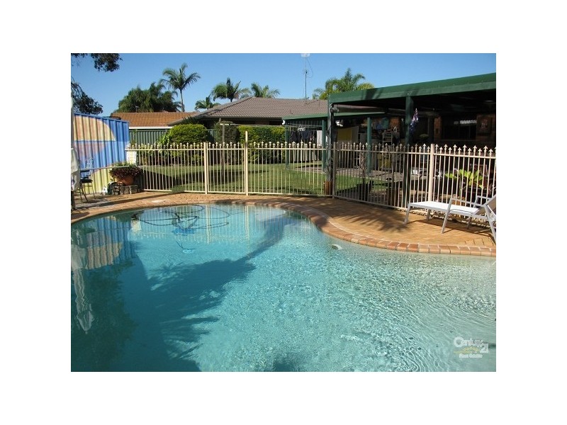 13 Tattler Way, Burleigh Waters QLD 4220