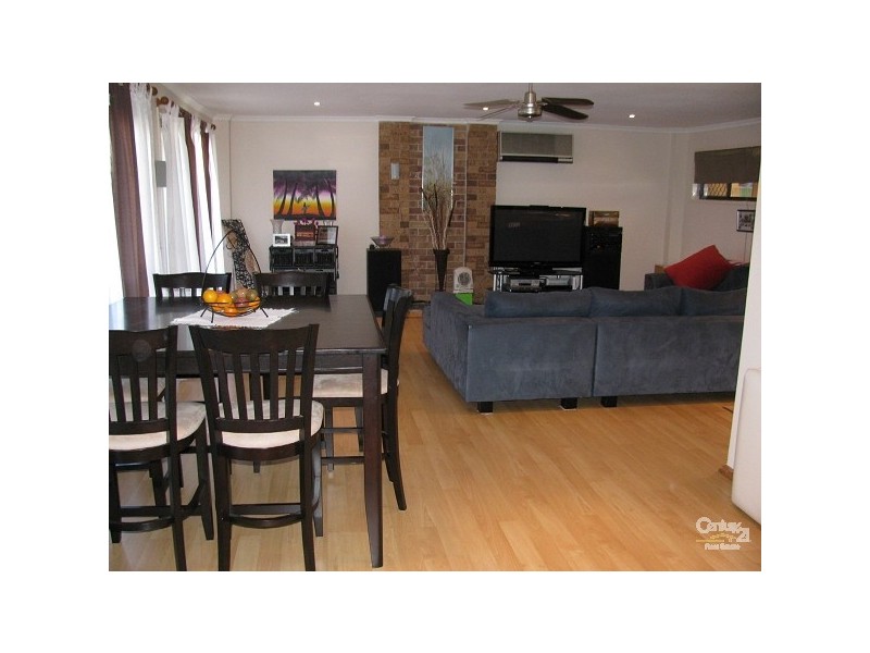 13 Tattler Way, Burleigh Waters QLD 4220