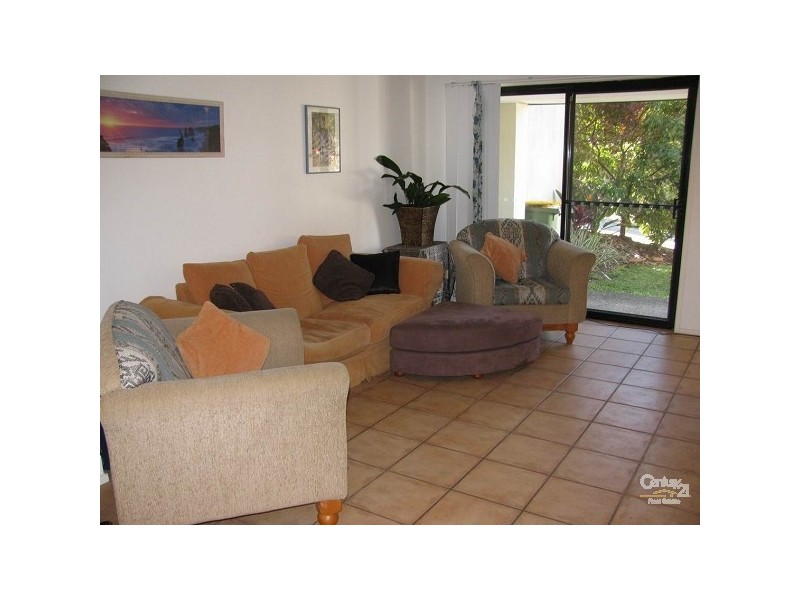 7/4 Karri Court, Burleigh Heads QLD 4220