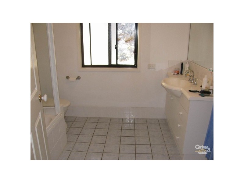 7/4 Karri Court, Burleigh Heads QLD 4220