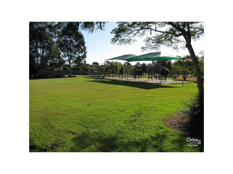 97 Chisholm Drive, Carrara QLD 4211