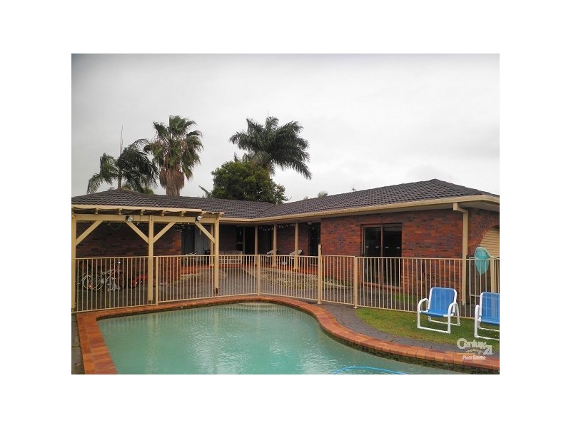 5 Limkin Street, Burleigh Waters QLD 4220