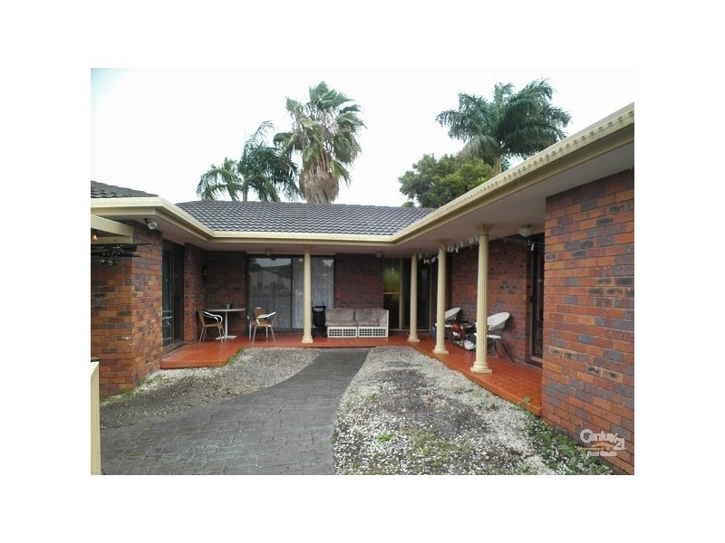 5 Limkin Street, Burleigh Waters QLD 4220