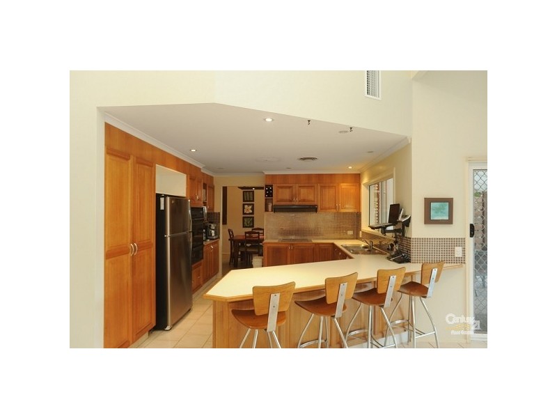 24 Lancelin Drive, Mermaid Waters QLD 4218