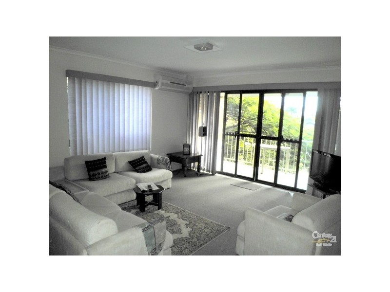 6/50 Oceanic Drive, Mermaid Waters QLD 4218