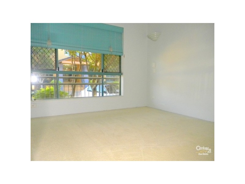 111/955 Gold Coast Highway, Palm Beach QLD 4221