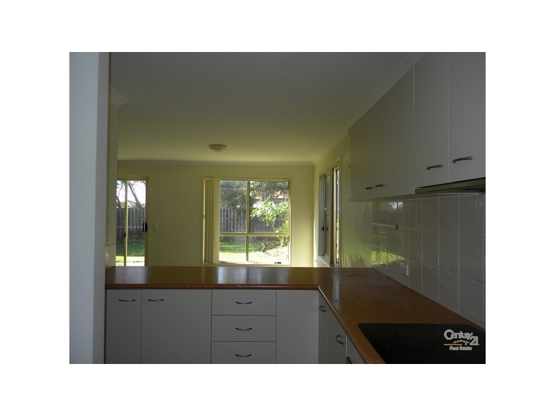 2/87 Riverpark Dr, Nerang QLD 4211