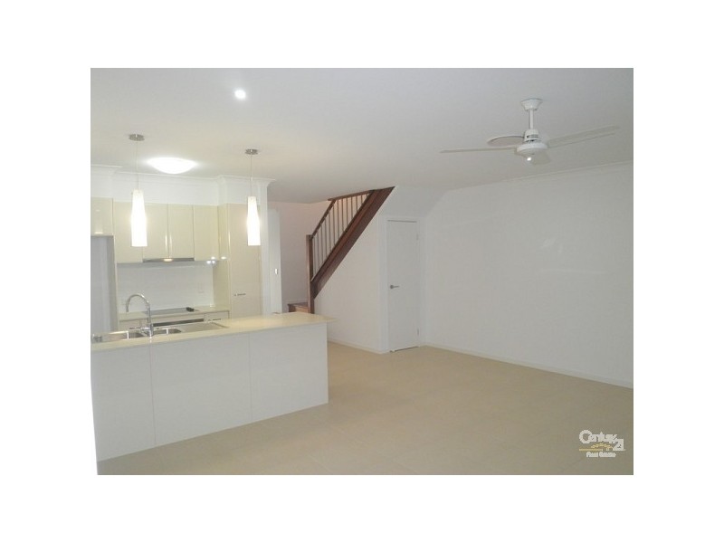 3/84 Falconer Street, Southport QLD 4215