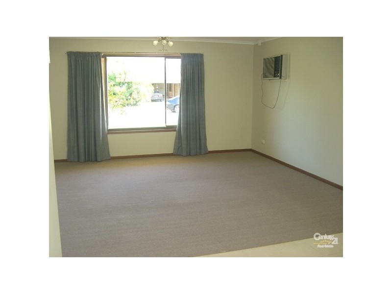 10 Sigatoka Place, Clear Island Waters QLD 4226