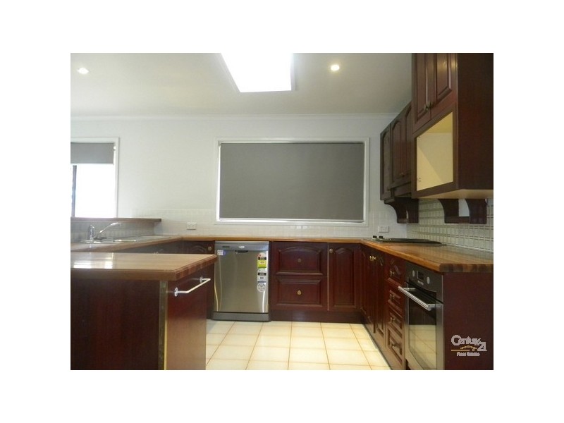 29 Witt Avenue, Carrara QLD 4211