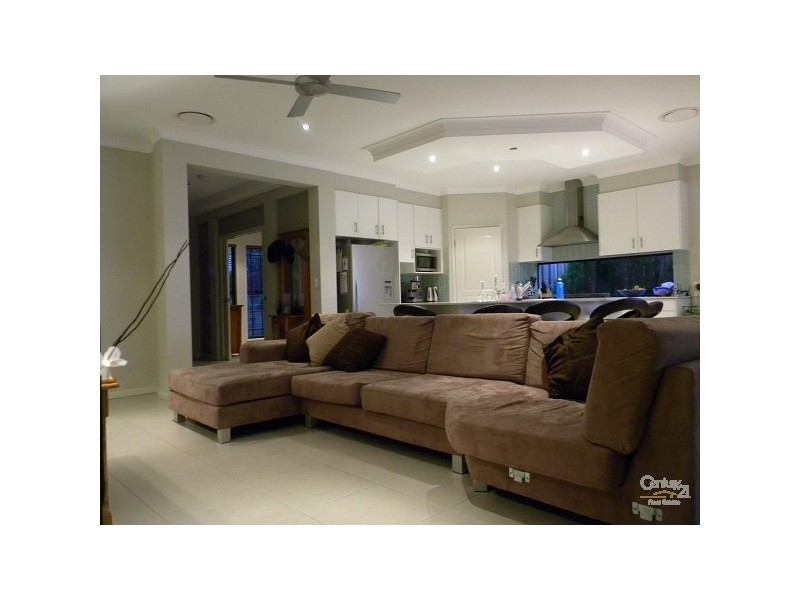 9 Koolang Crescent, Reedy Creek QLD 4227