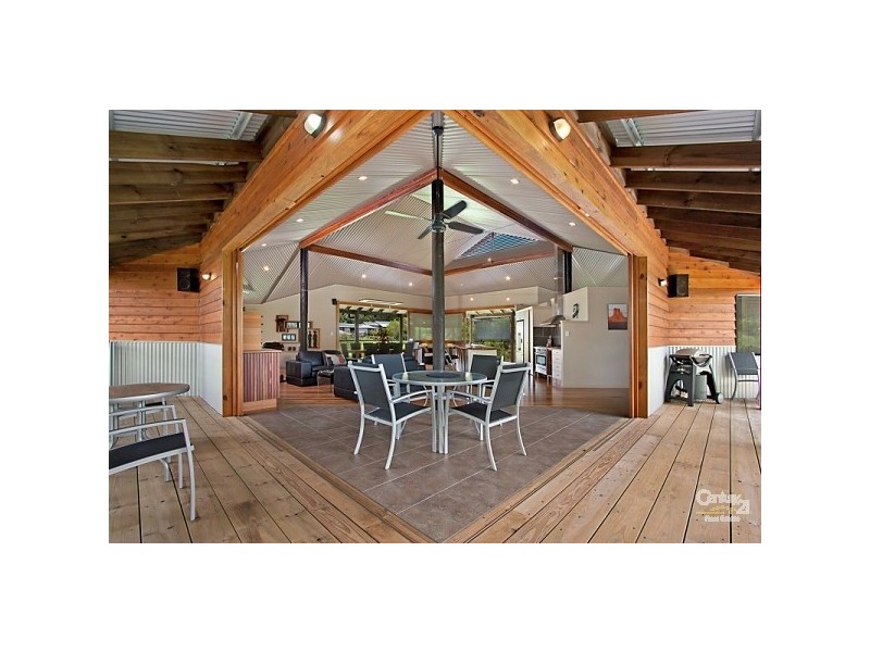 2 Stockyard Court, Tallebudgera QLD 4228