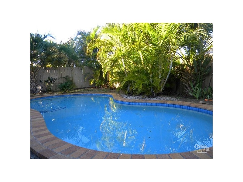 13 Heidelberg Circuit, Robina QLD 4226