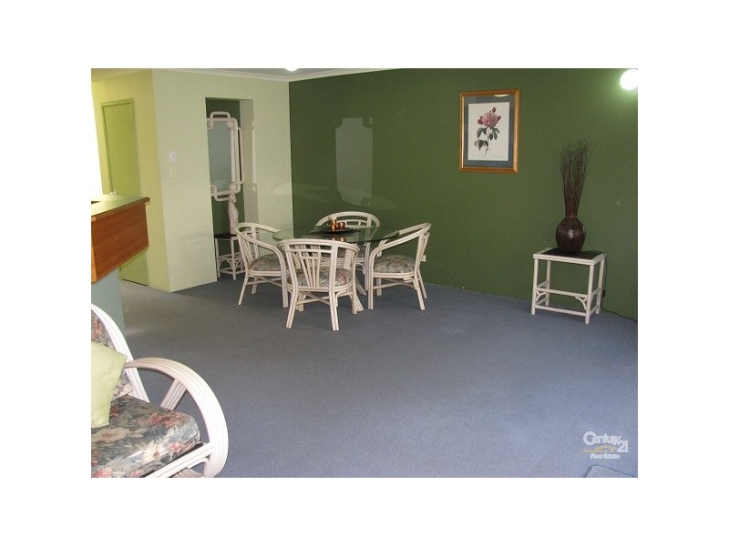 24/16 Crescent Avenue, Mermaid Beach QLD 4218