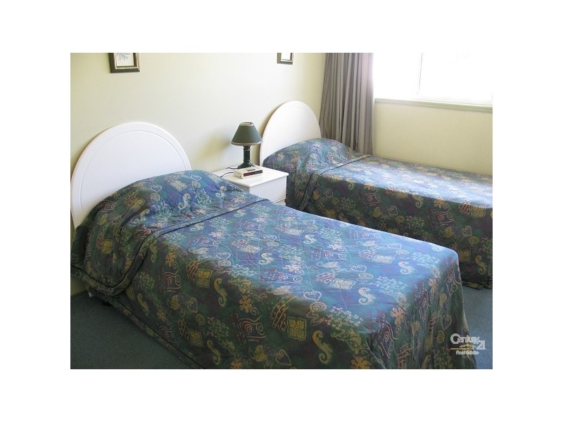 24/16 Crescent Avenue, Mermaid Beach QLD 4218