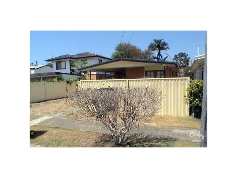 6 Miami Shore Parade, Miami QLD 4220