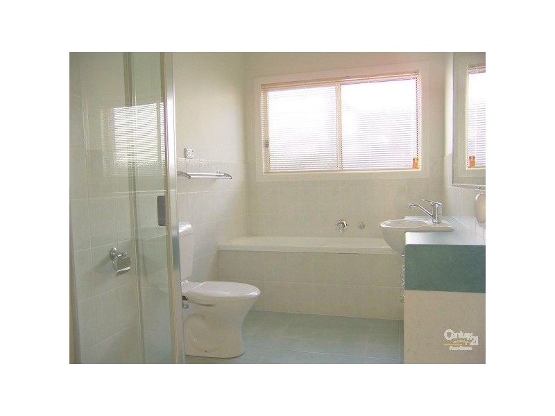 2/94 Sunshine Pde, Miami QLD 4220