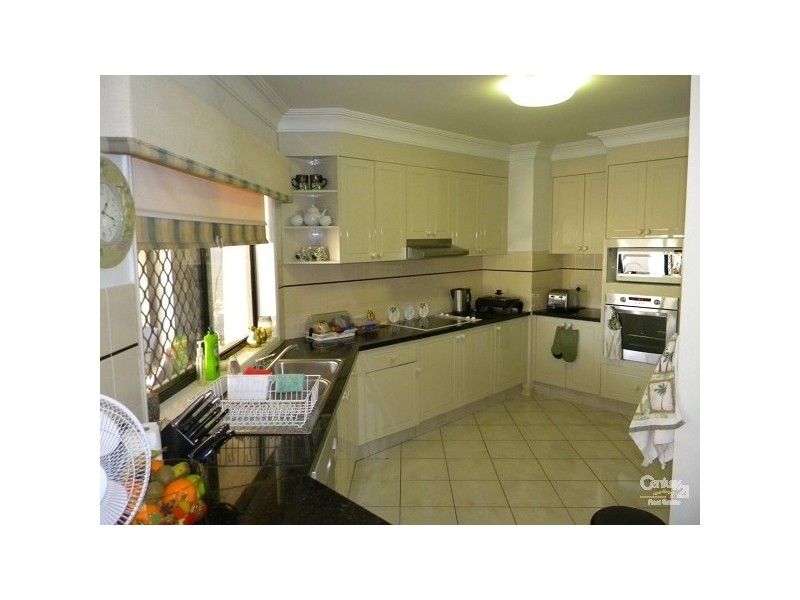 27 Santabelle Crescent, Clear Island Waters QLD 4226