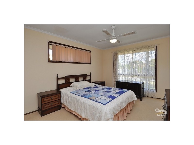 1 Emu Place, Burleigh Waters QLD 4220