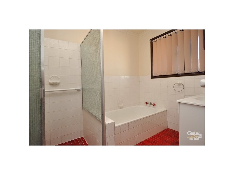 1 Emu Place, Burleigh Waters QLD 4220