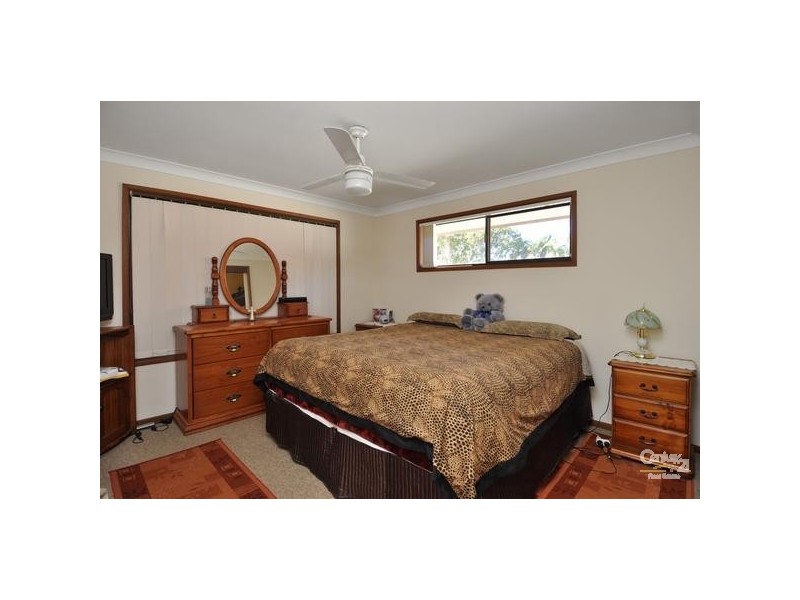 17 Kingfisher Crescent, Burleigh Waters QLD 4220