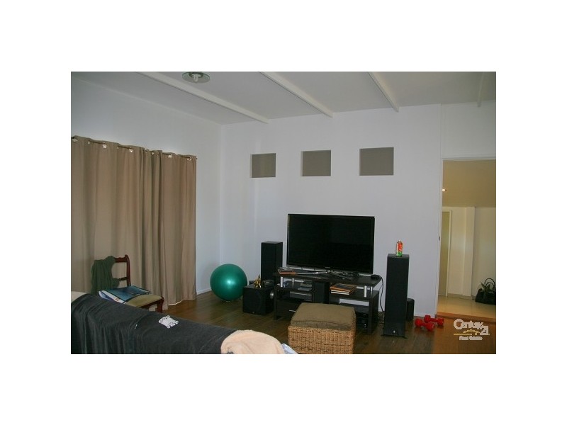 91 Central Street, Labrador QLD 4215