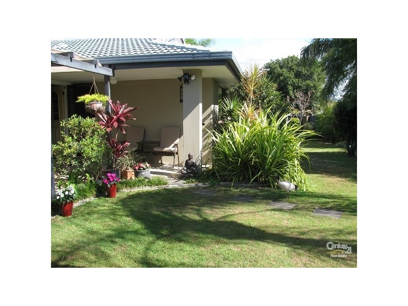 13 Bluejay Street, Burleigh Waters QLD 4220
