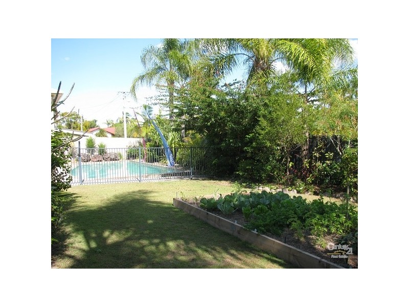 13 Bluejay Street, Burleigh Waters QLD 4220