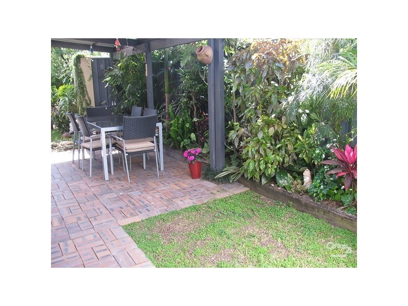 13 Bluejay Street, Burleigh Waters QLD 4220